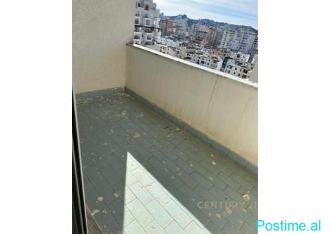 +355 68 439 4200 Apartament 2+1+2 në shitje në Durrës - 3/10