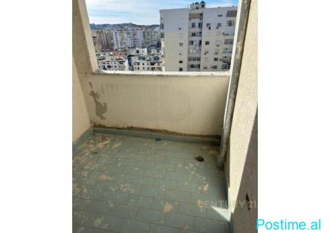 +355 68 439 4200 Apartament 2+1+2 në shitje në Durrës - 5/10