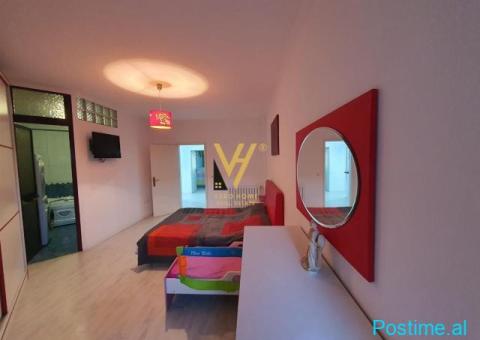 JEPET APARTAMENT 3+1+2 ME QERA TE KOMUNA PARISIT 700 EURO - 2/5