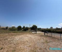 0683005058 Tokë 2000 M² Buzë Rruge për Shitje Arapaj