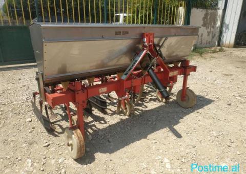 Kultivator Italian me 3 rreshta - 4/9