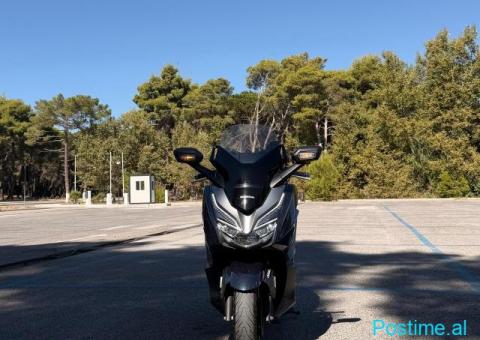 Shite Honda Forza 300 - 1/9
