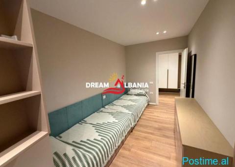 Shitet apartament 2+1 ne Qender te Tiranes prane Kafe Flora - 6/10