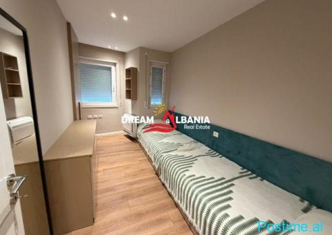 Shitet apartament 2+1 ne Qender te Tiranes prane Kafe Flora - 7/10