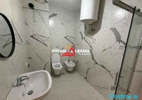 Shitet apartament 2+1 ne Qender te Tiranes prane Kafe Flora - 10/10