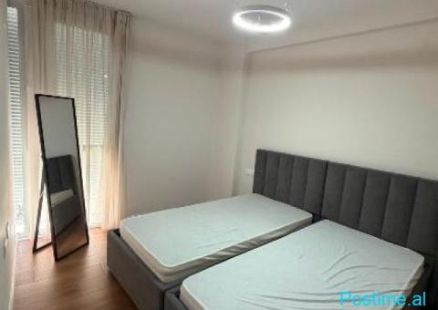 🏡 APARTAMENT 2+1 ME QERA – RRUGA MAHMUT FORTUZI, PRANË BUST - 9/9