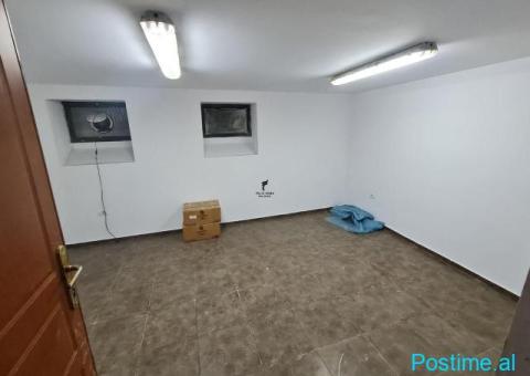 DYQAN ME QERA 45 M2 RRUGA E BARRIKADAVE 80.000 LEKE FH-89417