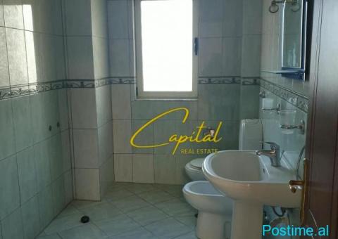 ZYRE ME QIRA 250 M2 KOMUNA E PARISIT 100.000 LEKE - 4/5