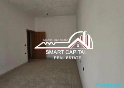 SHITET APARTAMENT 2+1 NË AFËRSI TË GJENDJES CIVILE,VLORË! - 1/7