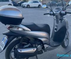 Honda SH300 ,280 000 leke