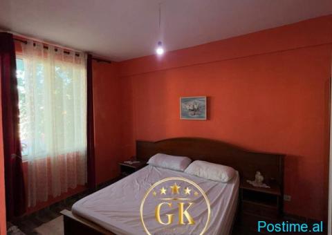20980500 JEPET ME QERA KATI 1 – SHTËPI PRIVATE 📍 PREFEKTURA - 6/8