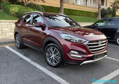 Hyundai Tucson 2.0 - 2/10