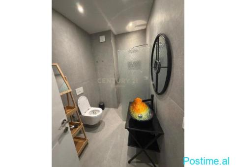 +355698329326 Jepet me qera apartament tek White Hill, Curri - 4/7