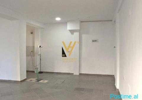 JEPET AMBIENT 55 M2 ME QERA TE QYTETI STUDENTI 40.000 LEKE - 3/4