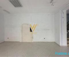 JEPET AMBIENT 225M2 ME QERA TE RRUGA DRITAN HOXHA 2.300EURO