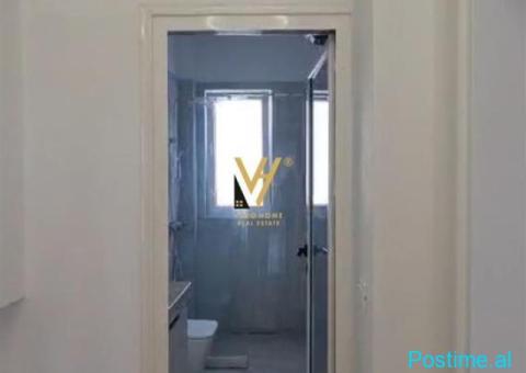 JEPET ZYRE 85 M2 ME QERA TE BULEVARDI ZOGU I PARE 800 EURO - 2/4