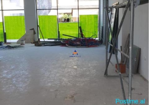 JEPET ME QERA AMBIENT BIZNESI 220M2 TE 'RRUGA ALI SHEFQETI' - 2/4