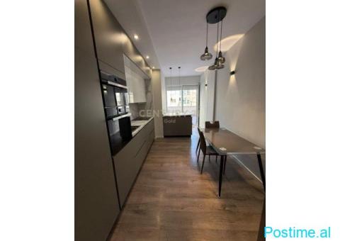 JEPET ME QERA APARTAMENT 2+1+2+VERANDE TE KOPSHTI BOTANIK|ZO - 7/9