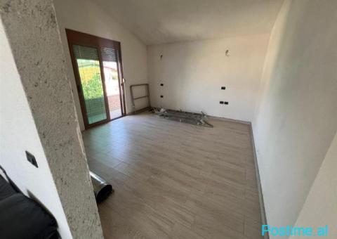 SHITET VILË 3-KATËSHE NË ARAPAJ – PAMJE NGA DETI - 4/10