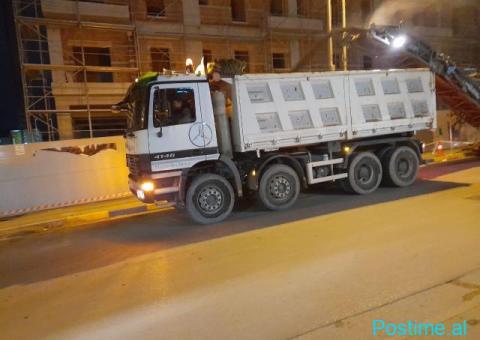Shitet Benz Aktros 4146 vet shkarkus - 3/4