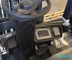 Electric fork lift