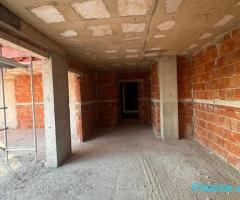 APARTAMENT NE SHITJE 1+1 SHKOLLA KUQE PAZARI RI