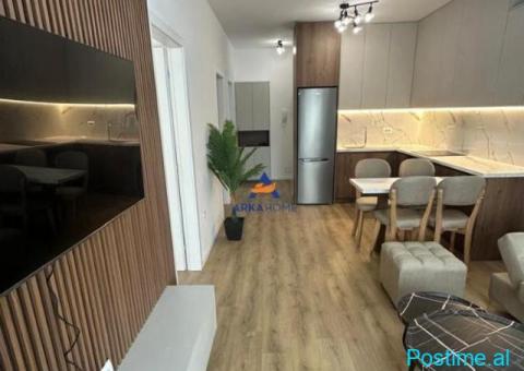 JEPET APARTAMENT ME QERA 2+1 'TEK RING CENTER' 1000 EURO