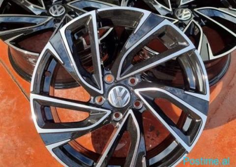 DISQE GOLF 7 R17 ORGJINALE - 3/4