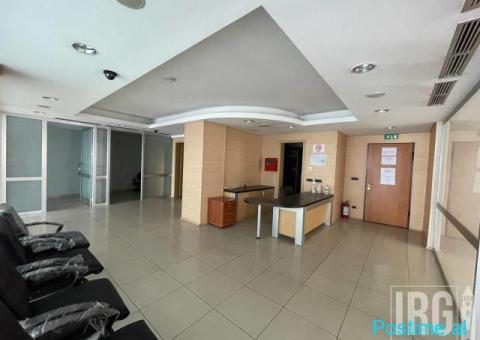 Ambjent komercial 300m2 te mbikalimi i Komunes se Parisit - 5/5