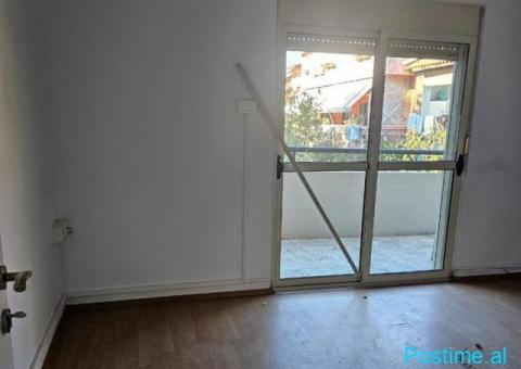 JEPET AMBIENT 150 M2 ME QERA TE KOMUNA PARISIT 1.500 EURO - 2/4