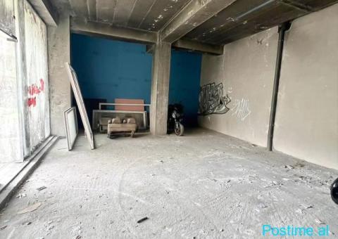 Shitet dyqan,tek Vollga ,Durres. - 3/4