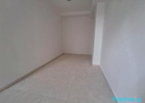 SHITET AMBJENT BIZNESI PRANE UJESJELLESIT DURRES - 1/4