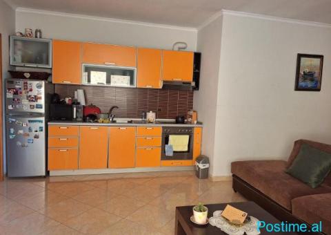 JEPET APARTAMENT ME QERA 2+1, RRUGA E BARRIKADAVE - 5/5