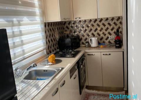 JEPET APARTAMENT ME QERA,PRANE GALERI 17 NENTORI - 3/9