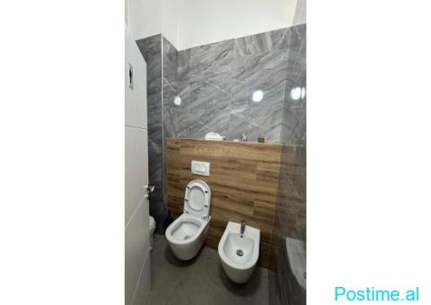+355698329326 JEPET ME QIRA AMBJENT KOMERCIAL NE QENDER, DUR - 10/10