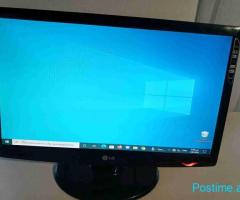 Monitor LG Flatron W2243S-PF 22 Full HD 1 Muaj Garanci