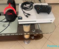 Shitet XBOX ONE S 250Lek
