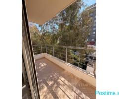 +355698329326 Apartament 2+1 Me Qira në Plazh Rrota e Kuqe,