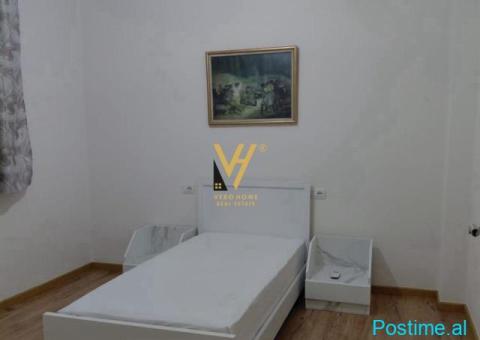 JEPET HYRJE 5+1+2+BLK ME QIRA NE ALI DEM 1.300 EURO - 3/6