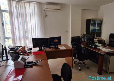 JEPET ME QERA ZYRE 87M2 'SHKOLLA MIHAL GRAMENO, QYTET STUDEN - 2/7