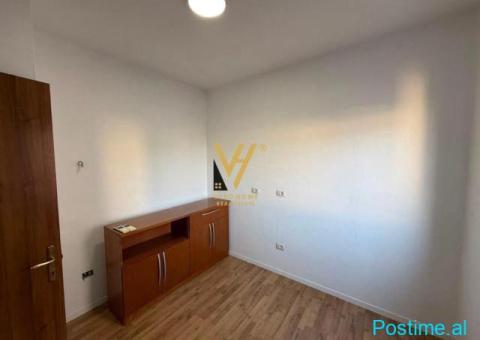 JEPET ZYRE 75 M2 ME QIRA TEK RRUGA E KOSOVARVE 60.000 LEKE - 6/6