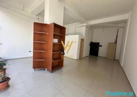 JEPET DYQAN 54 M2 ME QERA NE ASTIR 50.000 LEKE
