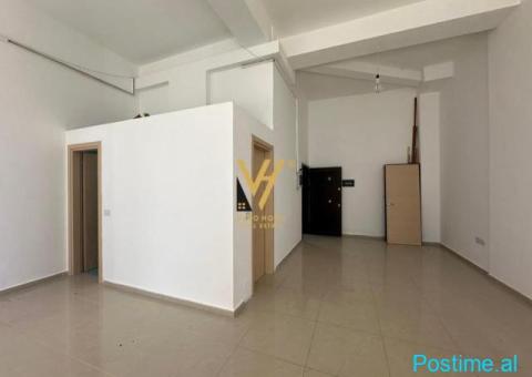 JEPET DYQAN 54 M2 ME QERA NE ASTIR 50.000 LEKE - 2/2