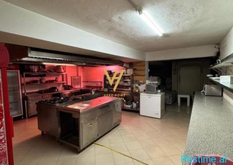 JEPET LOKAL 200 M2 ME QERA NE PORCELAN 150.000 LEKE - 3/5