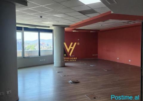 JEPET ZYRE 230 M2 ME QIRA TE RRUGA E KAVAJES 260.000 LEKE - 1/6