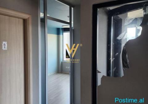 JEPET ZYRE 230 M2 ME QIRA TE RRUGA E KAVAJES 260.000 LEKE - 6/6