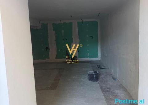 JEPET DYQAN 30 M2 ME QERA NE BLLOK 150.000 LEKE - 2/2