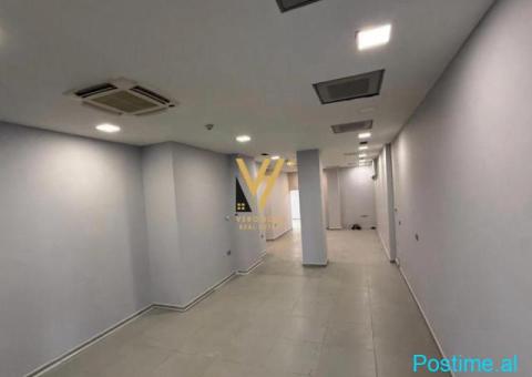 JEPET AMBIENT 220 M2 ME QIRA TE QENDRA CONDOR 4.400 EURO - 2/3