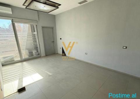 JEPET AMBIENT 220 M2 ME QIRA TE QENDRA CONDOR 4.400 EURO - 3/3