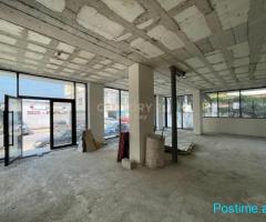 0685062709Jepet me qira ambient 350m2 prane tregut industria